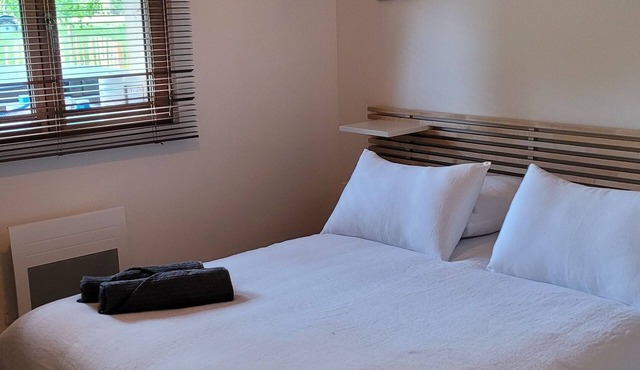 Bergerie Moderne au Milieu de La.foret Calme et Volupté Jacuzzi