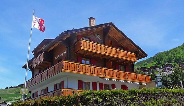 Bergfink Dachgeschoss by Interhome