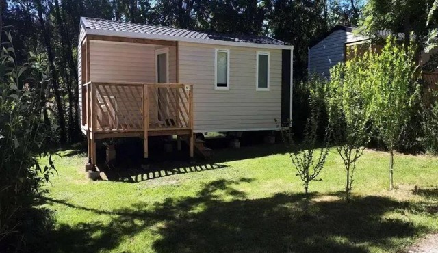 Bergougne Campsite* - Mobile home LOGGIA 3 rooms 4 persons