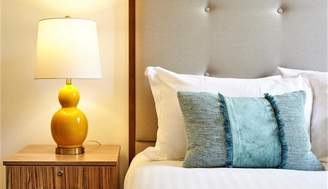 Berkeley Square Pads