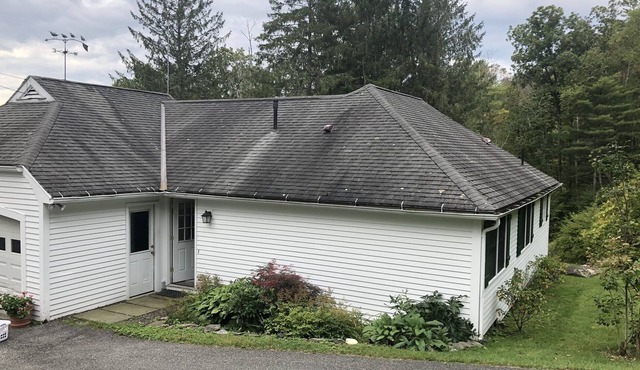 Berkshire Chalet getaway guest cottage private, dog safe & friendly.