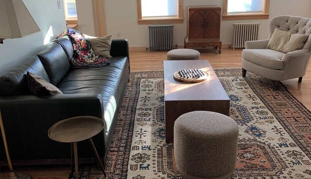 Berkshire Holiday Home. 2-bedroom house/apartment in peaceful Lee.