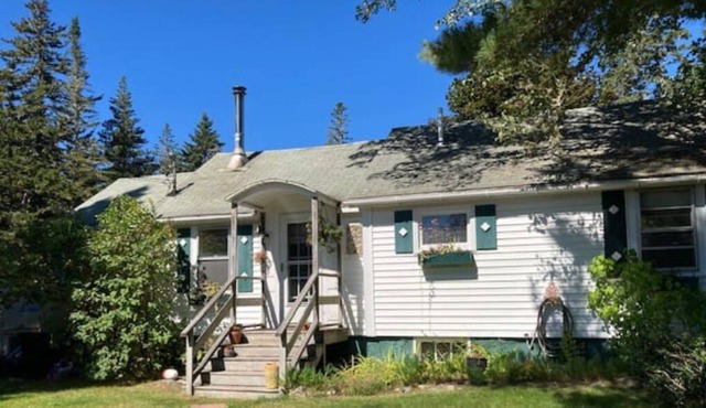Bernard Cabin
