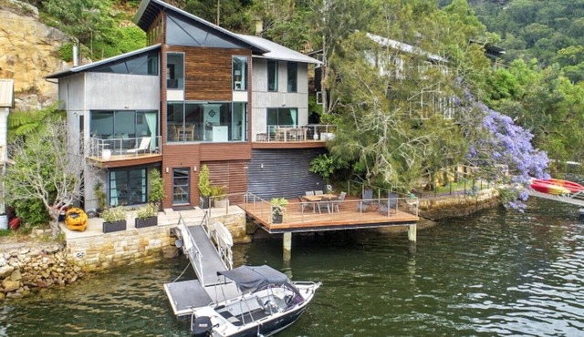 Berowra Waters Glass House