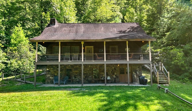 Berrey Patch-Creek Front-Firepit- Pet Friendly