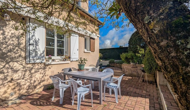 Berry Guest Rooms: Nature and Relaxation near Loire Castles