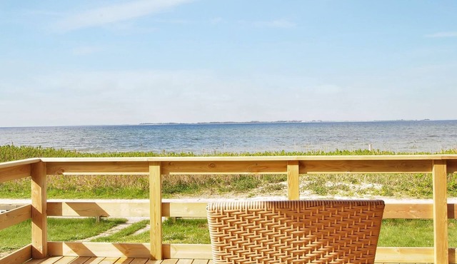 "Bertold" - 20m from the sea by Interhome