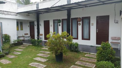 Beruk Angis Guest House & Kost