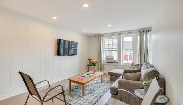 Berwyn Apartment Rental about 11 Mi to Chicago!