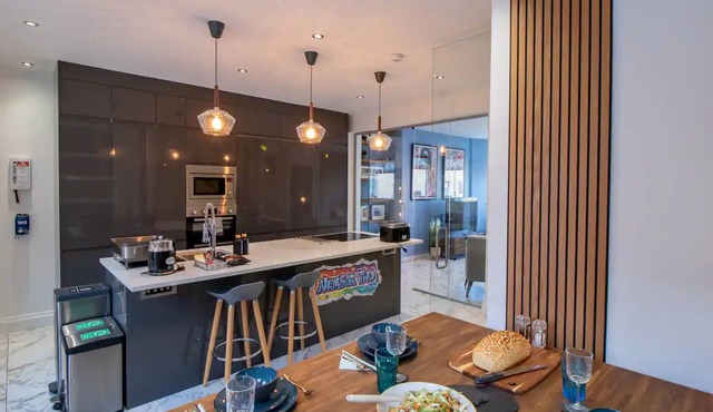 Bespoke Coastal Retreat, Whitley Bay - Pass the Keys