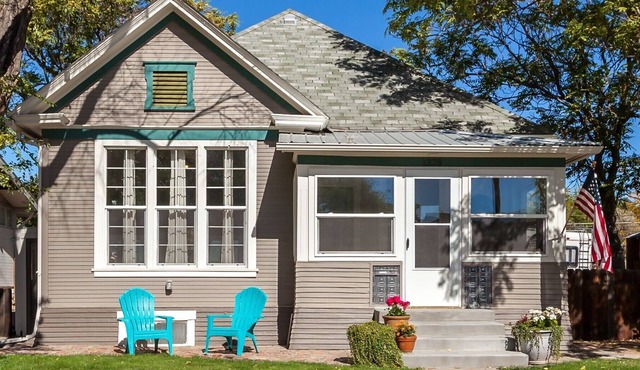 Bespoke Downtown Charmer with Modern Amenities