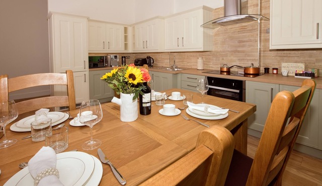 BEST 5-BED LUXURY APARTMENT IN OXFORD