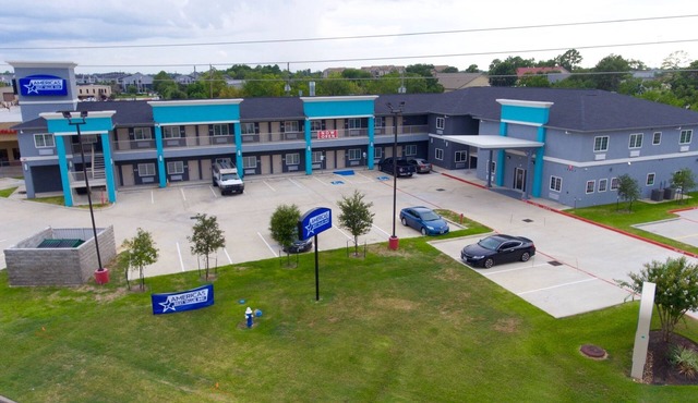 Best Apartments in Houston Willowbrook