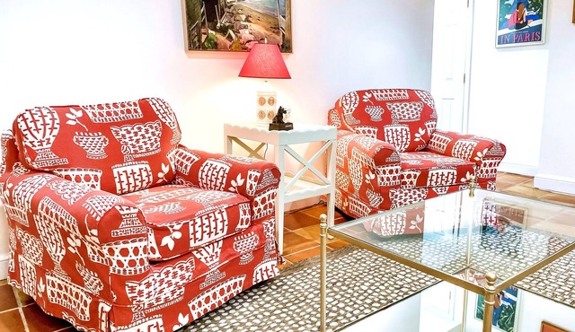 Best Apt in Chevy Chase DC Big Sleeps 4-5, 4 blks to Metro
