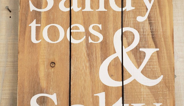 Best Cottage to Beach, Shop, Dine, Relax