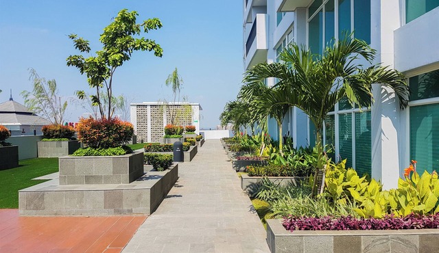 Best Deal And Homey Studio Apartment Tree Park City Cikokol