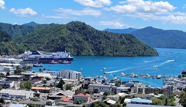 Best Harbour Views in Sunny Peaceful Location