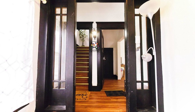 Best in Buffalo Entire First Floor up to 6 guests