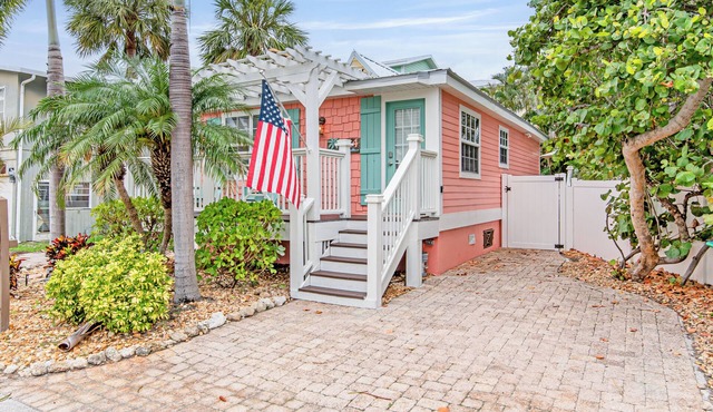 Best Little Beach House on Anna Maria Island! With a pool & steps to the beach!