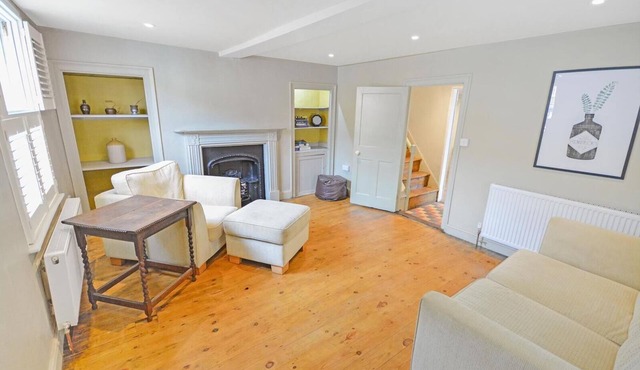 Best located and beautifully renovated cottage