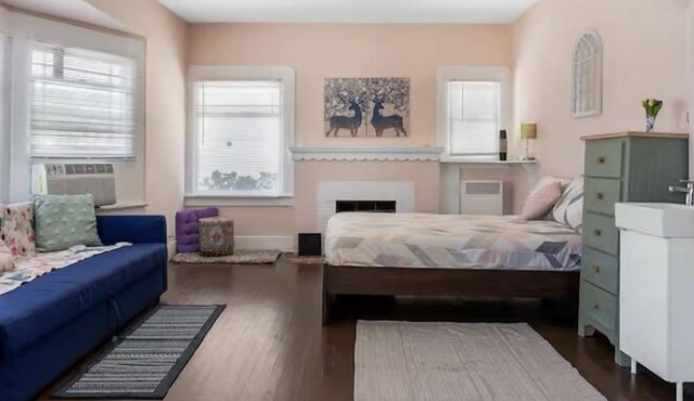 Best location 3 bed house in Sunny San Diego great for larger groupfamily events