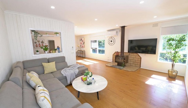 Best Location Entire House Staycation Parkland Surrounding