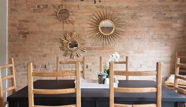 Best location in the heart of Glenwood.see inside our BIG small town history