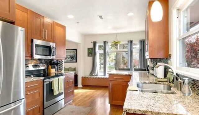 Best Location in Old Town! Home on Mountain Ave