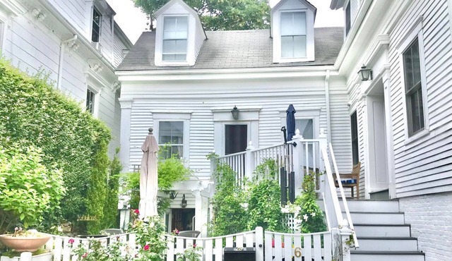 Best location in Ptown,1 Bedroom,PARKING/WaterVIEW