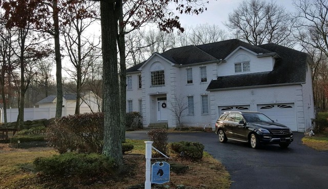 Best Location In The Poconos For Skiing And Family Fun; Your Castle On The Hill!