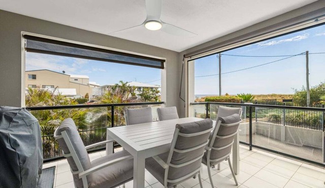 Best Location in Woorim - Ocean Front + Pool