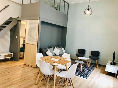 Best location near Place Graslin, elephant - up to 4 people - City Nantes