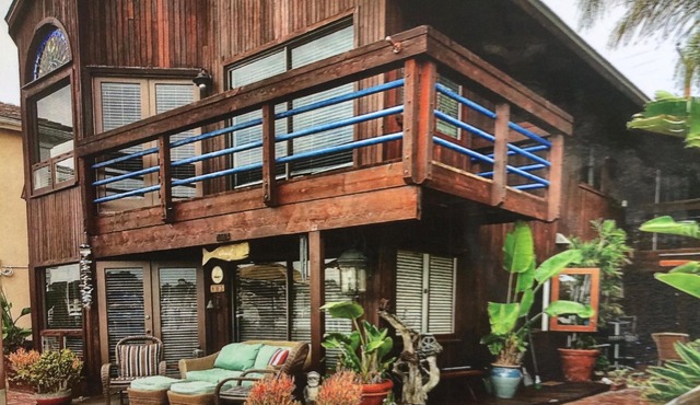 BEST LOCATION ON EXCLUSIVE NORTH BAY FRONT, BALBOA ISLAND