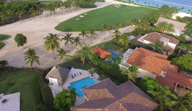 Best location PC Resort - 200yards from best beach - HOT TUB