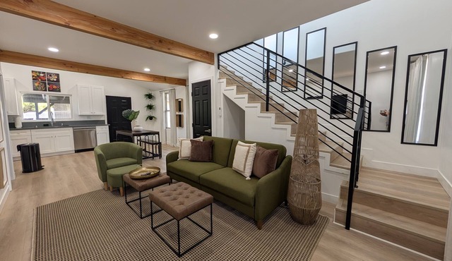 Best Location pet friendly Home just renovated