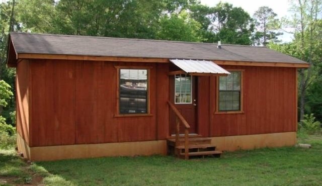 Best Location! The Keeper's Cabin. We are pet friendly!