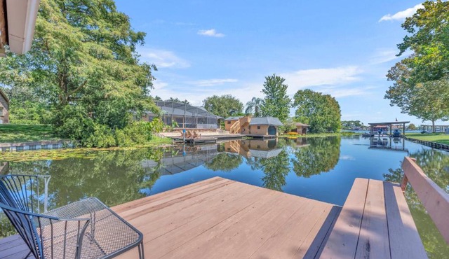 Best of Both Worlds Lakehouse