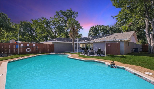 Best of Desoto, 5BR, 2BA with Pool, Hot Tub, Patio