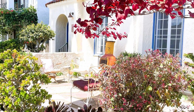 Best of The Shore, Sleeps 4. Short walk to the beach, dining & shopping.