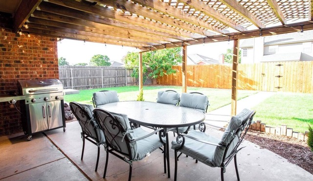 🥇Best of West Lubbock! Remodeled 3/2 8 min to Tech