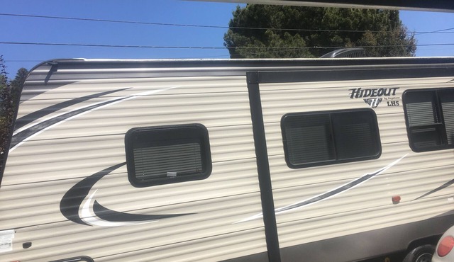 Best price, clean and new rv trailer