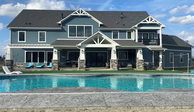 Best rental in the Midwest! House & Wizarding World Castle - 15 Acres of Fun!