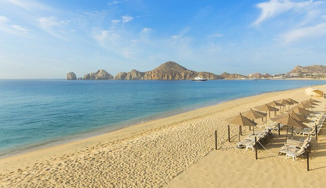 Best Resort in Cabo, Right on Medano Beach, Wonderful Staff, Gourmet Dining, spa