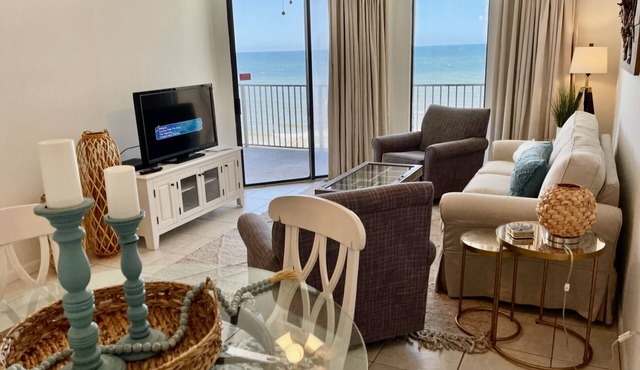 Best Splash Pad in town 2/2 sleeps 8 Phoenix V809