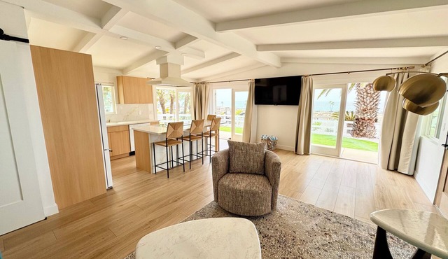 Best Spot in Carlsbad! Private Yard, Ocean View, Walk to beach.