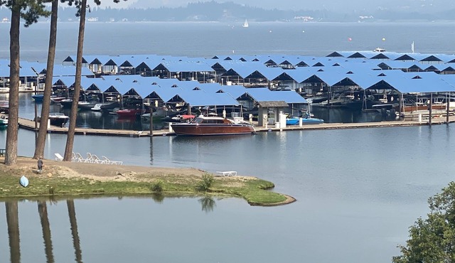 Best spot on the Lake, Water Front, View of the floating Green Golf Coarse