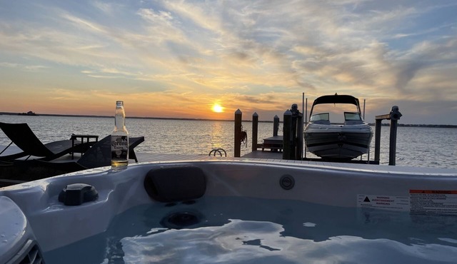 Best sunsets at the Jersey Shore! Sleeps 10
