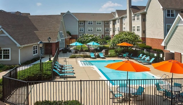 Best Value, Quality Stay! Free Breakfast, w/Pool, Near M&T Bank Stadium!