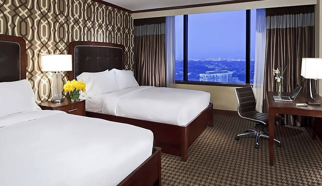 Best Value, Quality Stay! 2 Spacious Units, Pool, Parking, Pets Allowed!