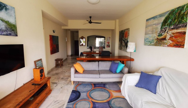 Best View on KL, surrounded by Jungle with cool Air, 10min Drive to the City